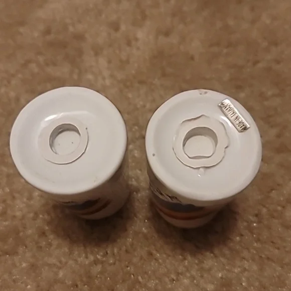 1970's Salt and Pepper Shakers - Picture 3 of 4